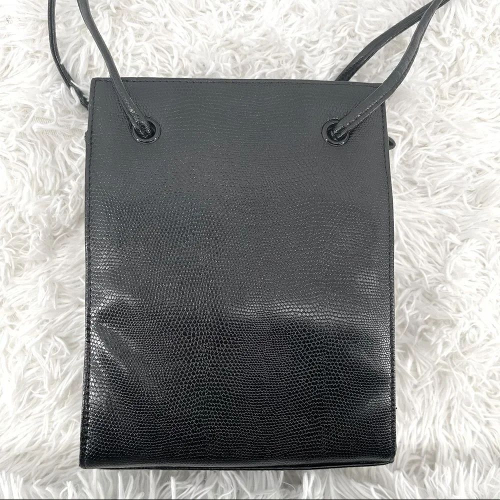 Via Piaggi Vintage Black Embossed Double Strap Rectangular Shoulder Hand Bag